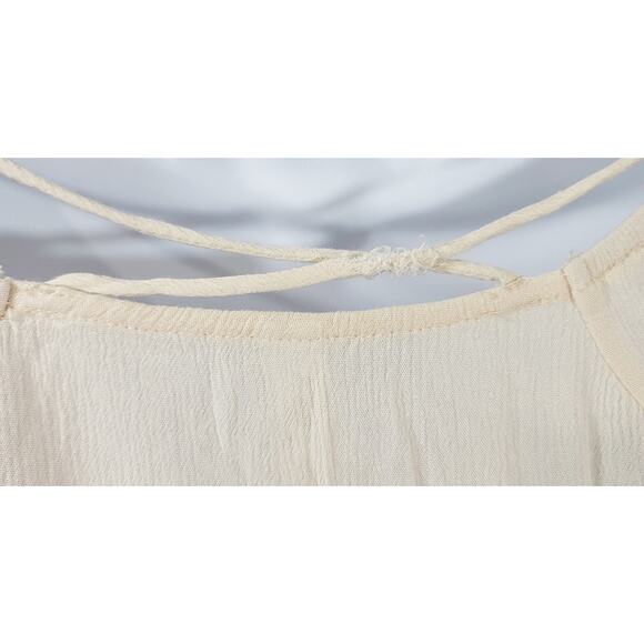 Knit Works Cream Blue Embroidered Boho Top Medium 3/4 Bell Sleeves Flowy Soft - Picture 3 of 8